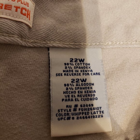 Faded Glory stretch tan shorts 22W - Picture 3 of 4